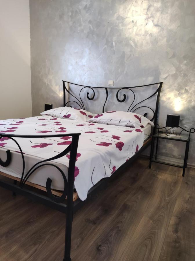 Cozy Apartment In Split In Nice Quiet Neighborhood Buitenkant foto