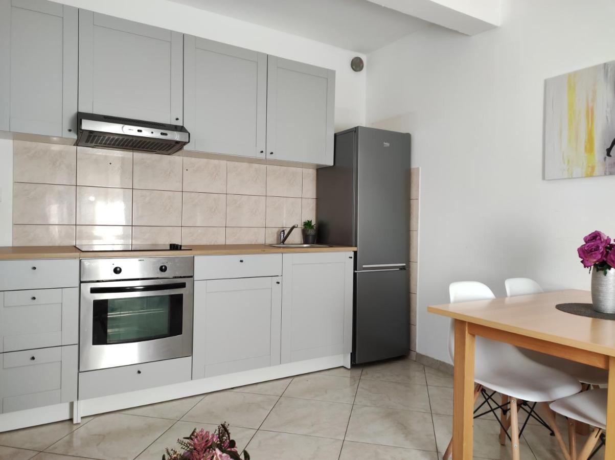 Cozy Apartment In Split In Nice Quiet Neighborhood Buitenkant foto
