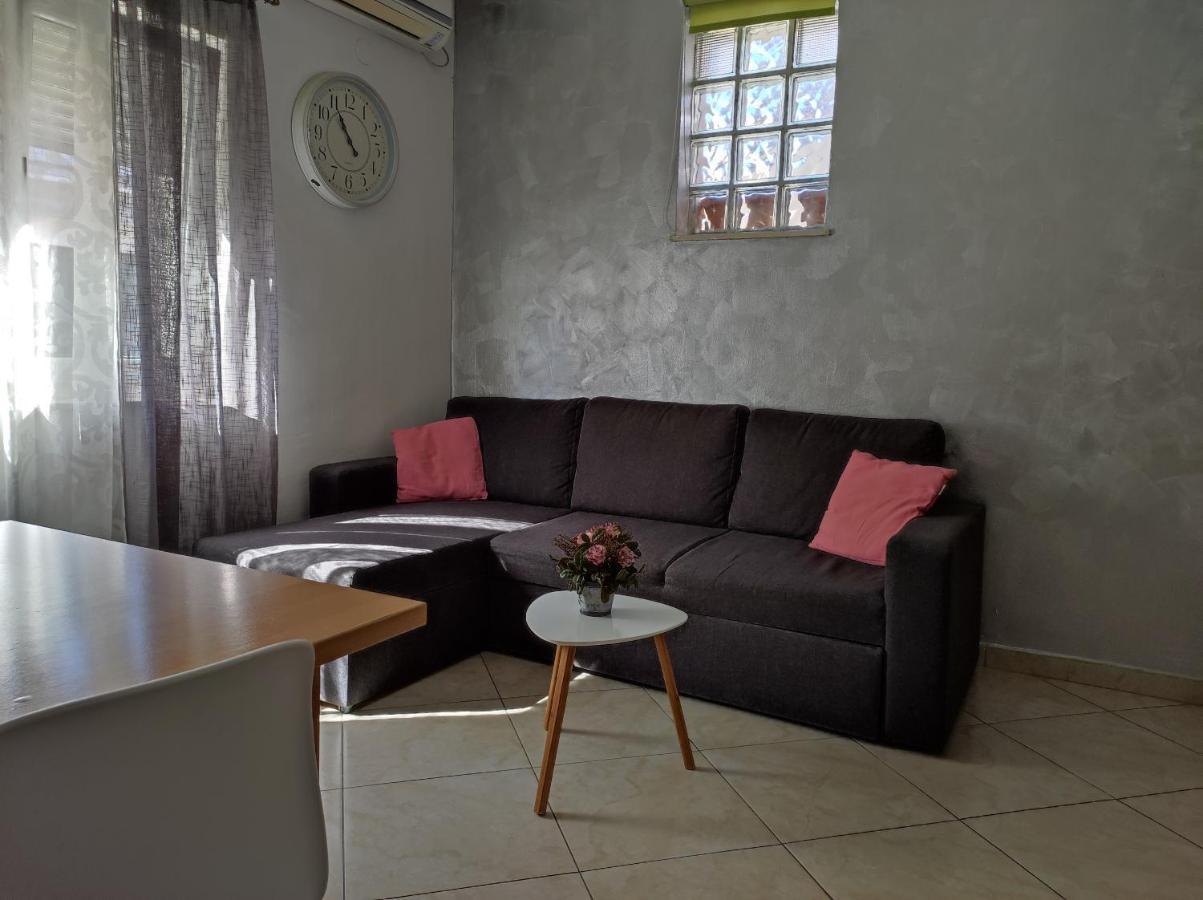 Cozy Apartment In Split In Nice Quiet Neighborhood Buitenkant foto